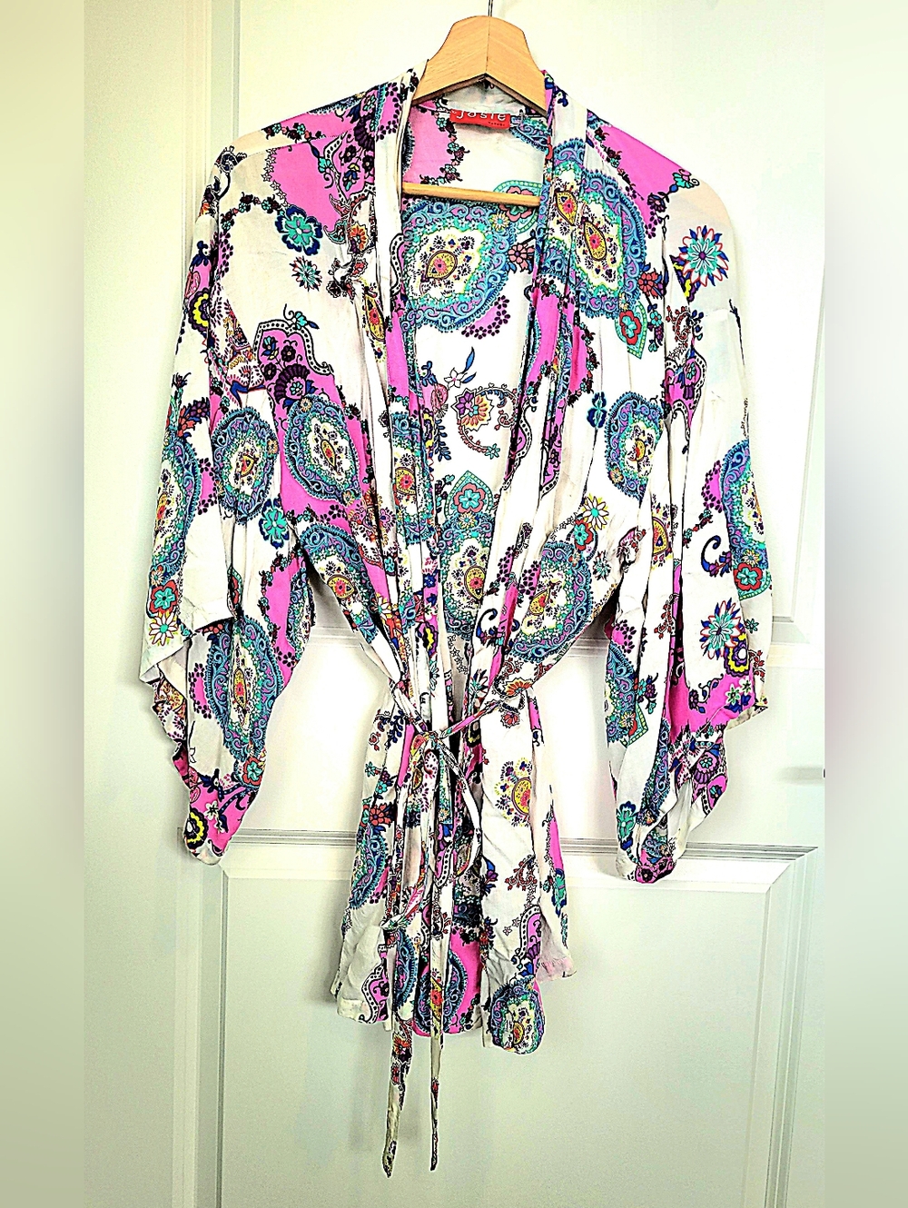 Natori Josie Pink Teal Paisley Wrap Top